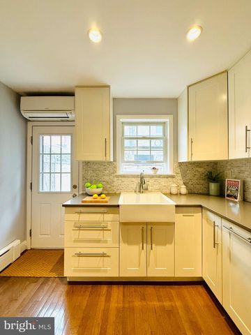 619 SEARS ST, Philadelphia, PA 19147