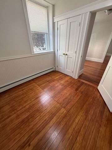 39 Newhall St 20, Lynn, MA 01902