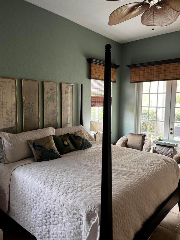 127 Arklow Avenue, Jupiter, FL 33458