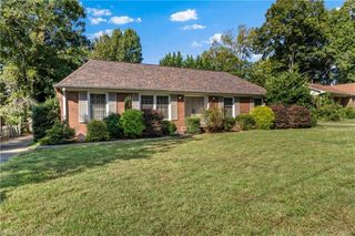 3103 N Centennial Street, High Point, NC 27265