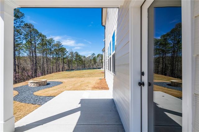 135 Henley Street, Canton, GA 30114