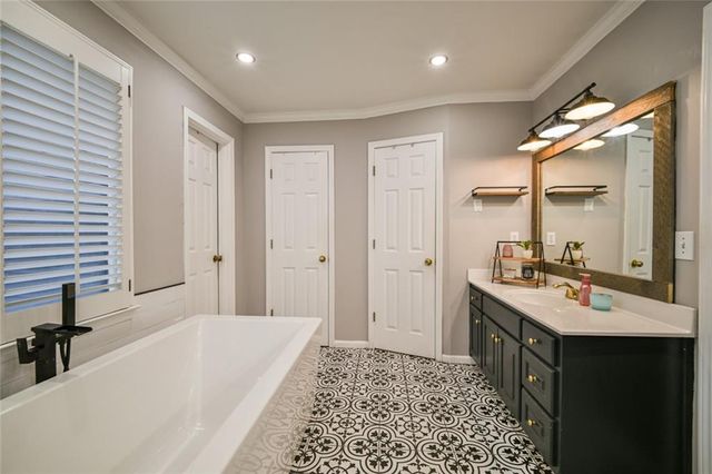 1940 Harvest Way, Loganville, GA 30052