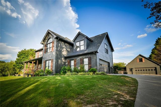 1940 Harvest Way, Loganville, GA 30052