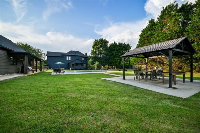 1940 Harvest Way, Loganville, GA 30052