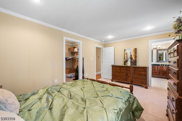 21 Angus Ln, Warren Twp., NJ 07059