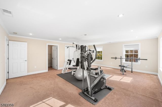 21 Angus Ln, Warren Twp., NJ 07059