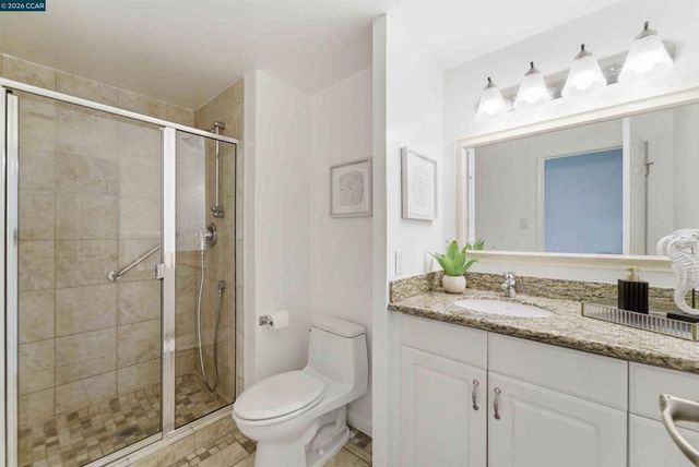 1555 Lakeside Dr. 50, Oakland, CA 94612