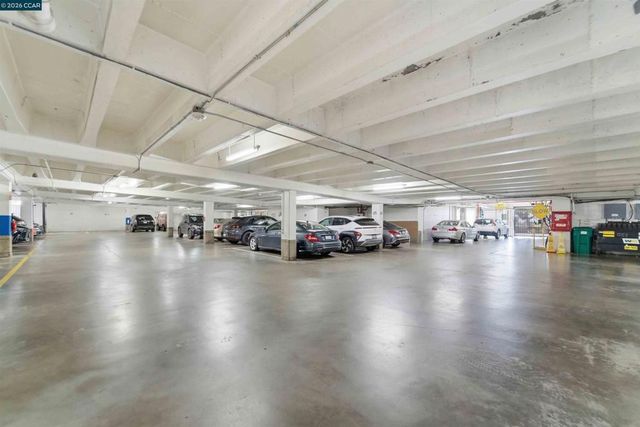 1555 Lakeside Dr. 50, Oakland, CA 94612