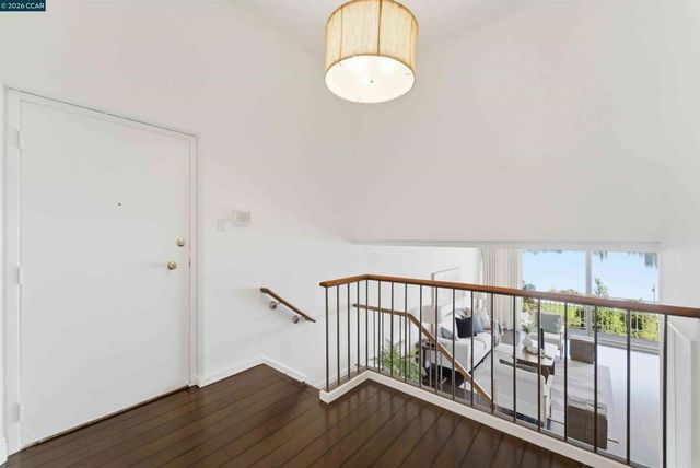 1555 Lakeside Dr. 50, Oakland, CA 94612