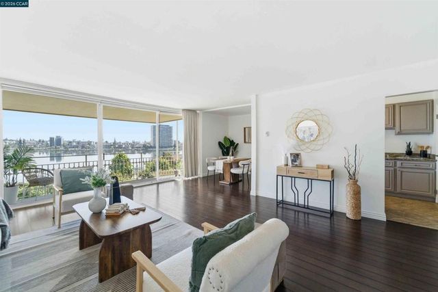 1555 Lakeside Dr. 50, Oakland, CA 94612