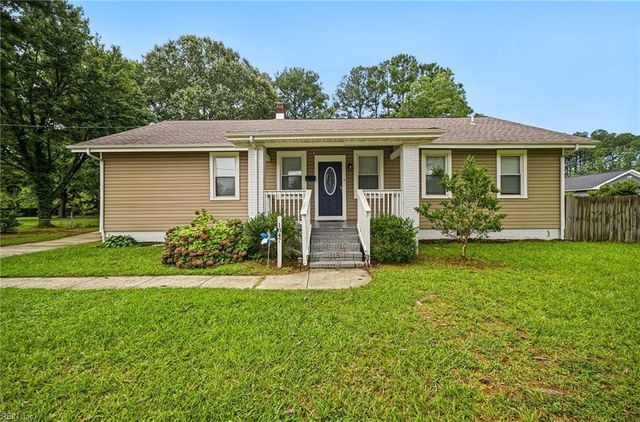 1847 S Streamline DR, Virginia Beach, VA 23454