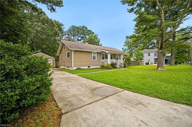 1847 S Streamline DR, Virginia Beach, VA 23454