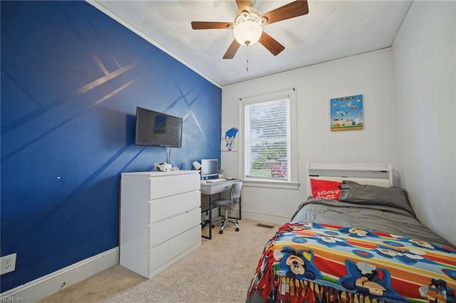 1847 S Streamline DR, Virginia Beach, VA 23454
