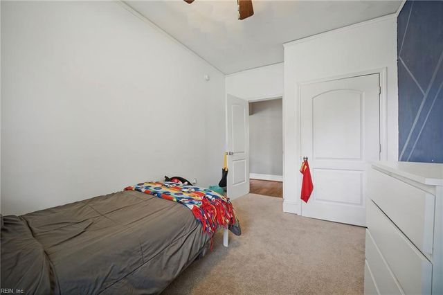 1847 S Streamline DR, Virginia Beach, VA 23454
