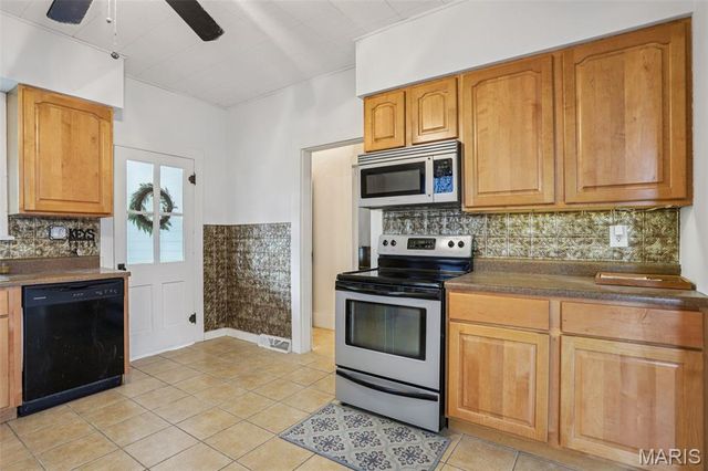 15111 US Highway 61, Ste Genevieve, MO 63670