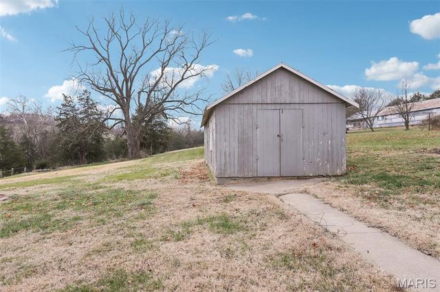 15111 US Highway 61, Ste Genevieve, MO 63670