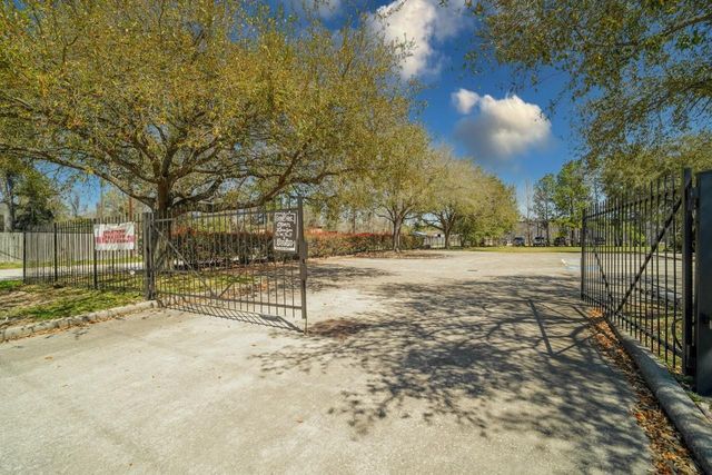 12682 Shiloh Church Road, Houston, TX 77066