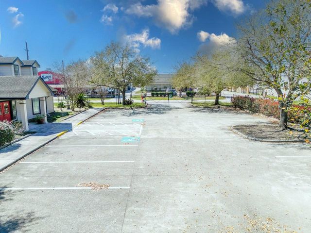 12682 Shiloh Church Road, Houston, TX 77066