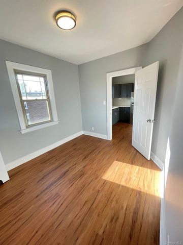 42 Alder Street, Yonkers, NY 10701