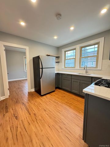 42 Alder Street, Yonkers, NY 10701