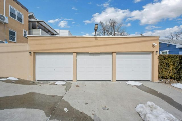 42 Alder Street, Yonkers, NY 10701