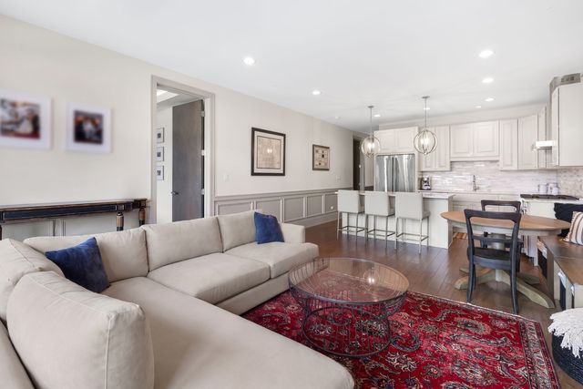 1601 W PEARSON Street 3S, Chicago, IL 60622