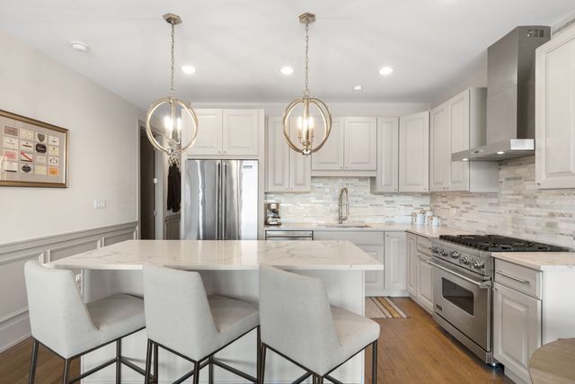 1601 W PEARSON Street 3S, Chicago, IL 60622