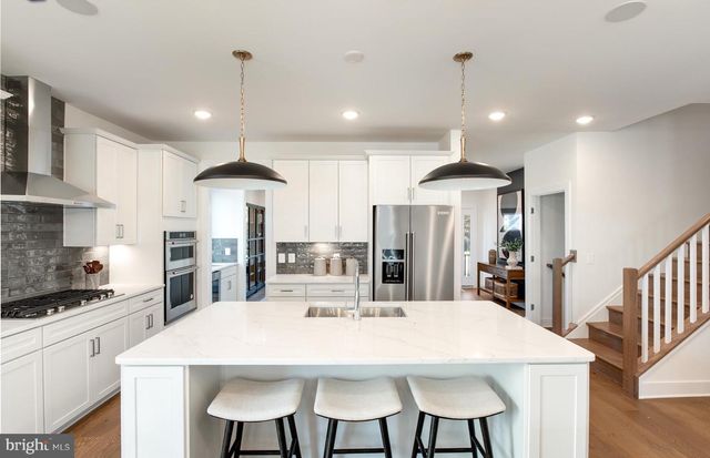 18448 SUGAR SNAP CIR, Leesburg, VA 20176