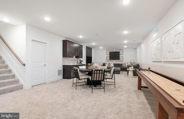 18448 SUGAR SNAP CIR, Leesburg, VA 20176
