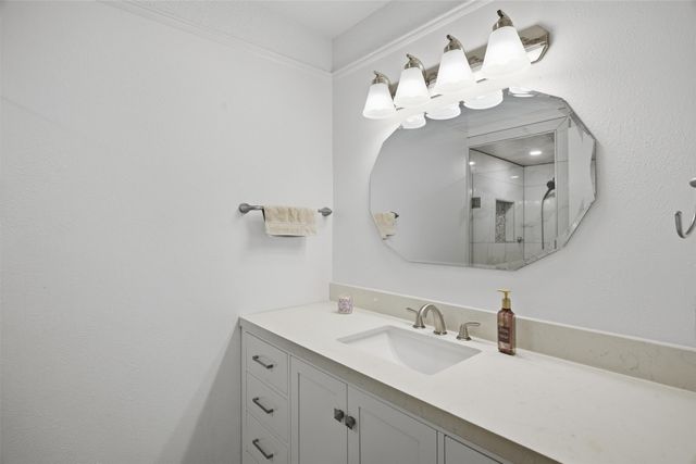 409 Country Club Drive, Joshua, TX 76058