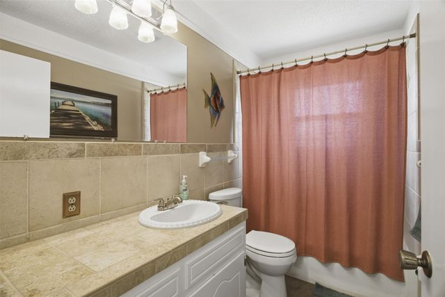 409 Country Club Drive, Joshua, TX 76058