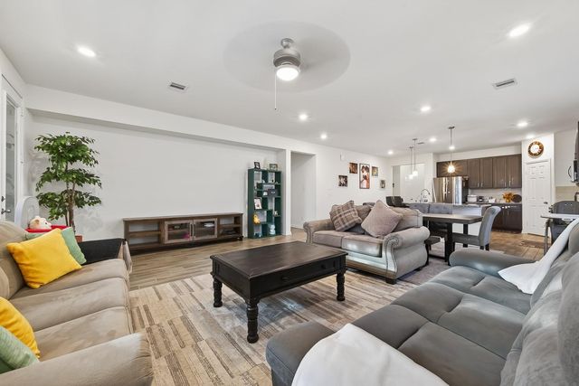 5724 Texas Sage Drive, Rosenberg, TX 77469