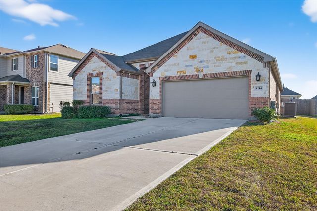 5724 Texas Sage Drive, Rosenberg, TX 77469