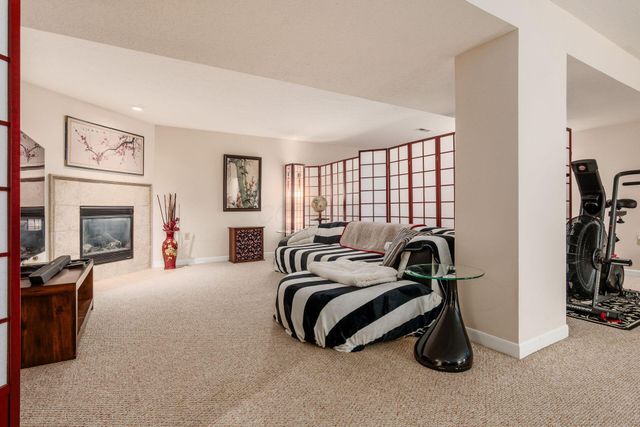 8345 Smoky Row Road, Powell, OH 43065