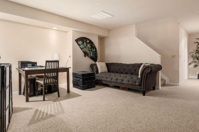 8345 Smoky Row Road, Powell, OH 43065