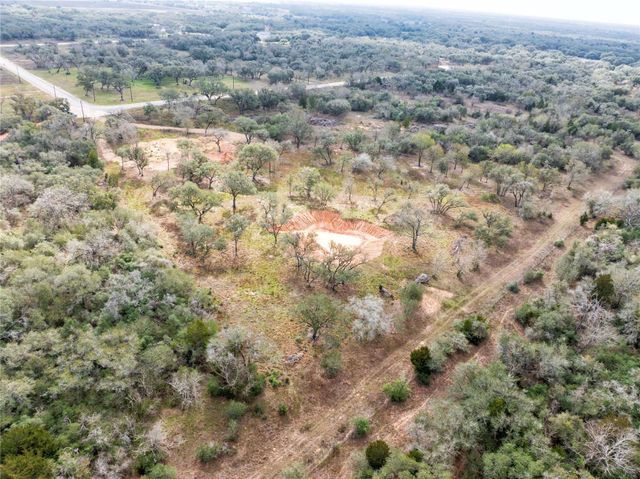 1178 Specklebelly LN, Columbus, TX 78934