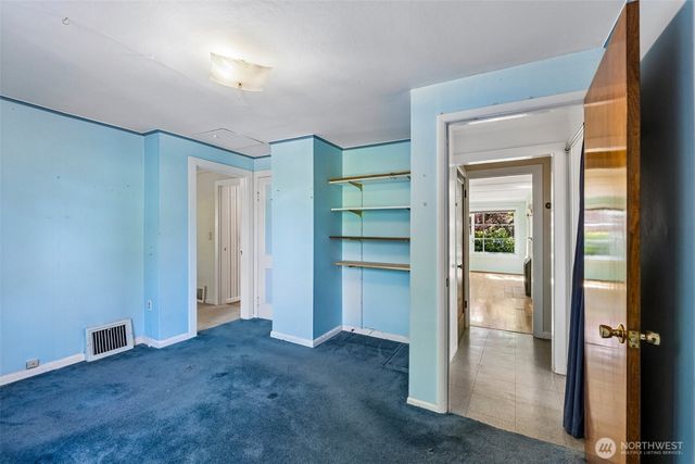 8812 Dibble Avenue NW, Seattle, WA 98117