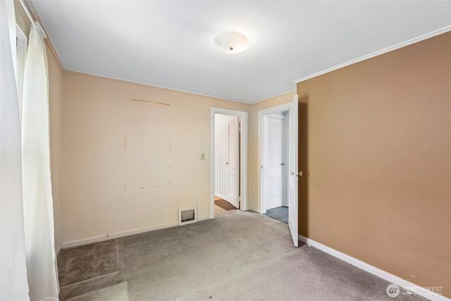 8812 Dibble Avenue NW, Seattle, WA 98117