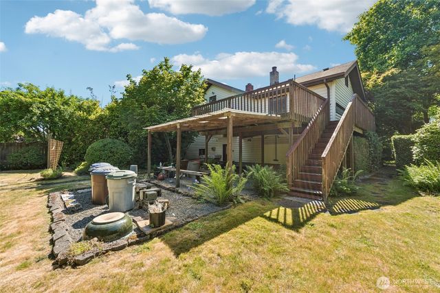 8812 Dibble Avenue NW, Seattle, WA 98117
