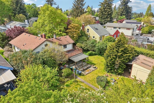 8812 Dibble Avenue NW, Seattle, WA 98117