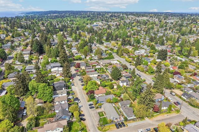 8812 Dibble Avenue NW, Seattle, WA 98117
