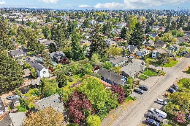 8812 Dibble Avenue NW, Seattle, WA 98117