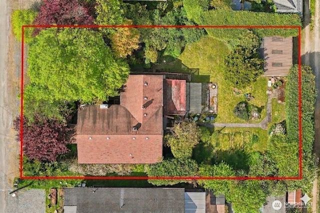 8812 Dibble Avenue NW, Seattle, WA 98117