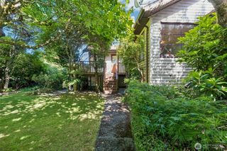 8812 Dibble Avenue NW, Seattle, WA 98117