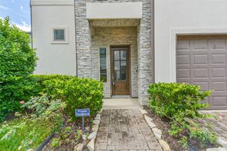 10914 Brookeshire Chase Lane, Houston, TX 77043