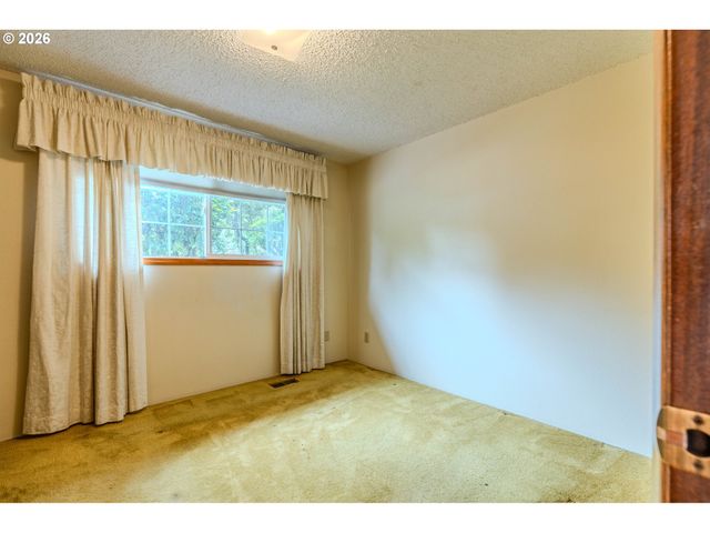 193 Se PALOMA Ave, Gresham, OR 97080