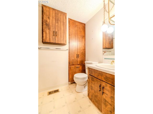 193 Se PALOMA Ave, Gresham, OR 97080