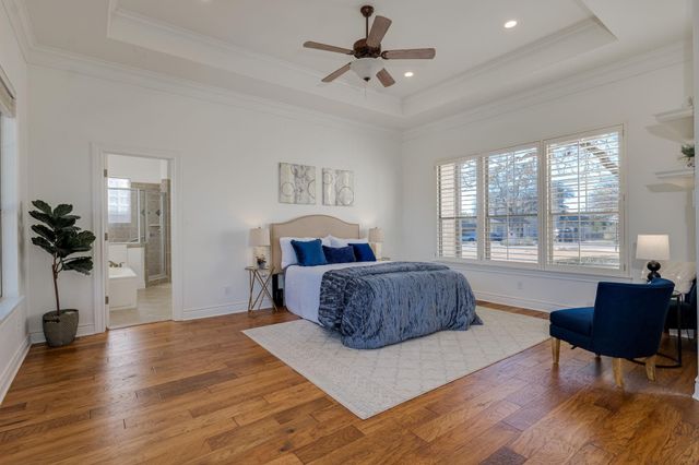 132 Lakeway DR, Lakeway, TX 78734