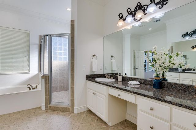 132 Lakeway DR, Lakeway, TX 78734