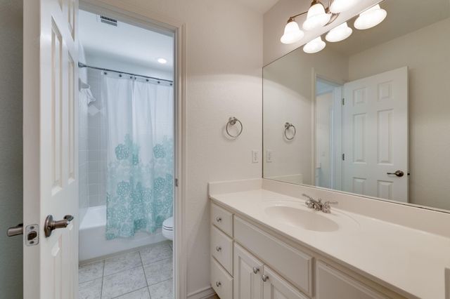 132 Lakeway DR, Lakeway, TX 78734